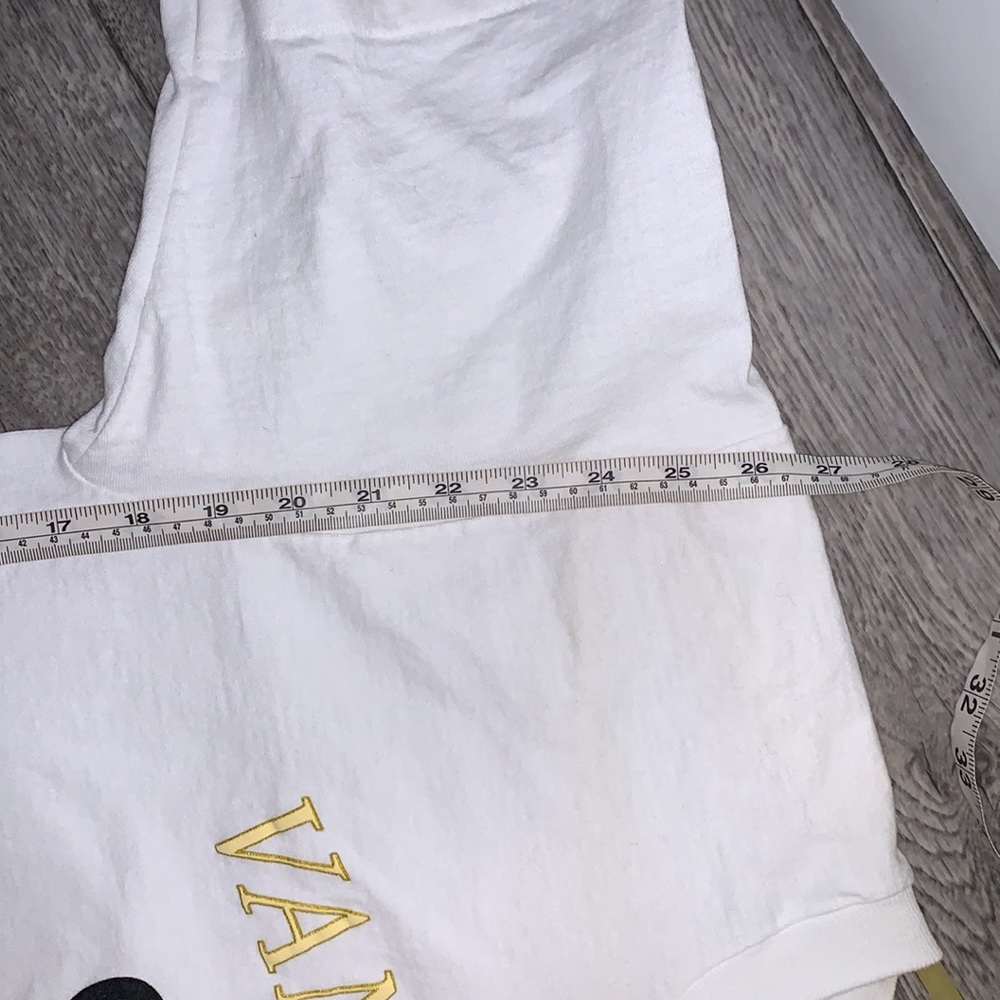 Vintage Vancouver Canada white cotton graphic T-shirt L Totum pole Indian bird - Picture 9 of 15